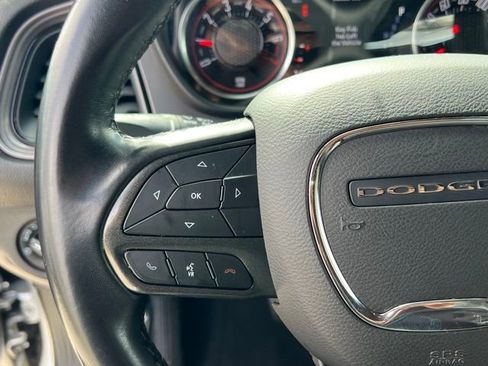 Used 2023 Dodge Challenger SXT RWD image 18