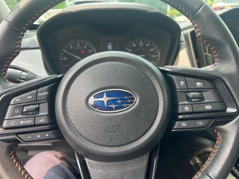 Used 2024 Subaru Crosstrek 2.5i Limited AWD/4WD image 6