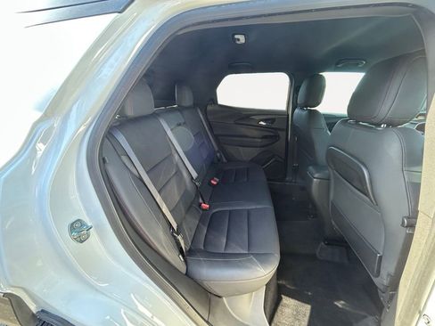 Used 2023 Chevrolet TrailBlazer RS AWD/4WD image 24