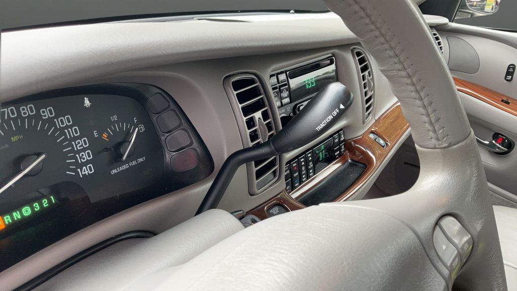 Used 2002 Buick Park Avenue w/ Prestige Pkg FWD image 23