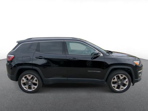 Certified 2018 Jeep Compass Limited AWD/4WD image 9