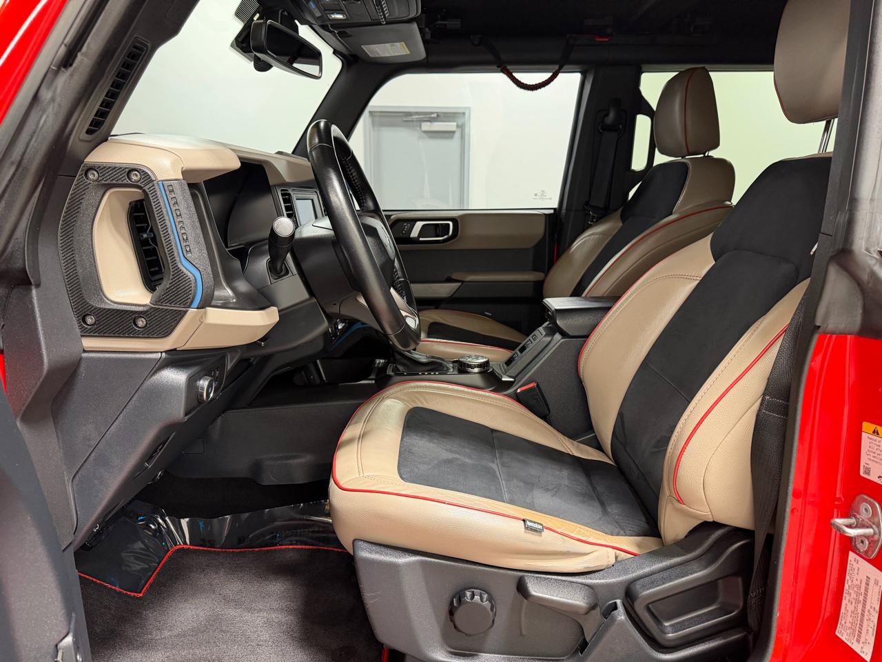 Used 2022 Ford Bronco Wildtrak AWD/4WD image 9