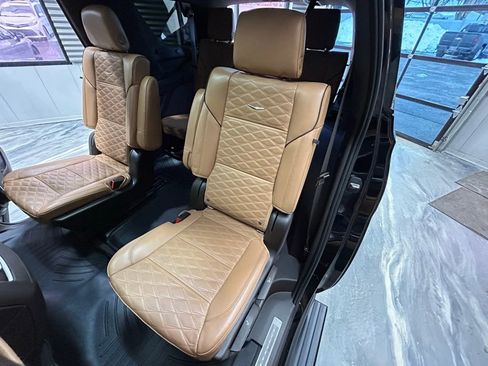 Used 2021 Cadillac Escalade Sport w/ Driver Assist Tech Package image 9