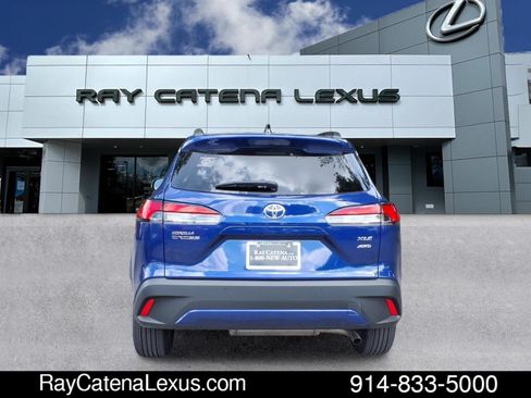 Used 2025 Toyota Corolla Cross XLE w/ Convenience Package AWD/4WD image 5