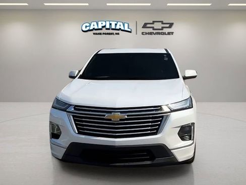 Used 2023 Chevrolet Traverse Premier image 8