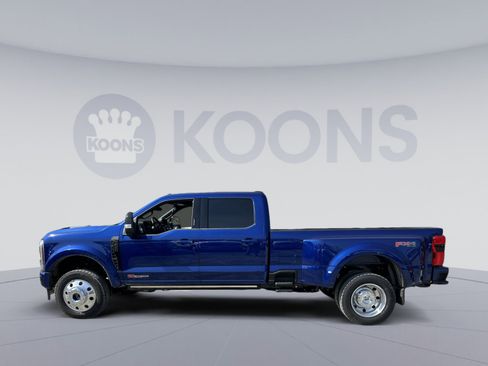 New 2026 Ford F450 Platinum image 2