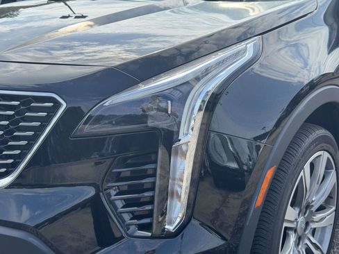 Certified 2023 Cadillac XT4 Premium Luxury w/ Cold Weather Package AWD/4WD image 9