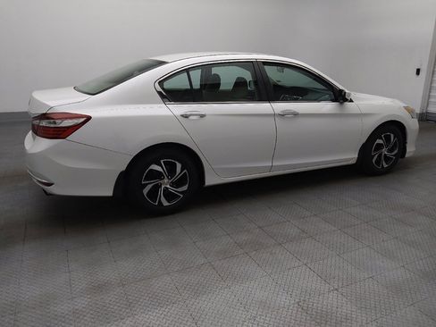 Used 2016 Honda Accord LX image 10