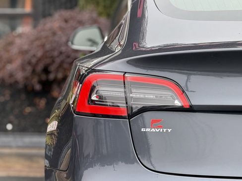 Used 2019 Tesla Model 3 Long Range image 15