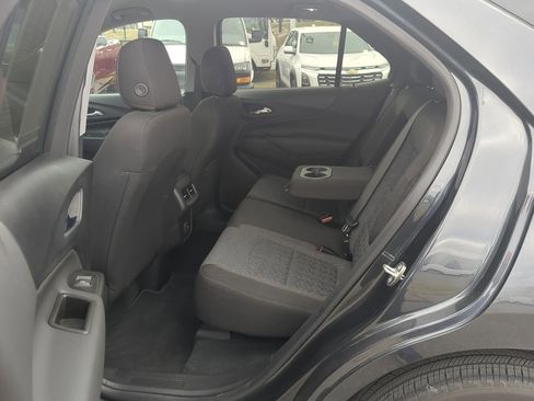 Used 2025 Chevrolet Trax RS w/ Driver Confidence Package image 26