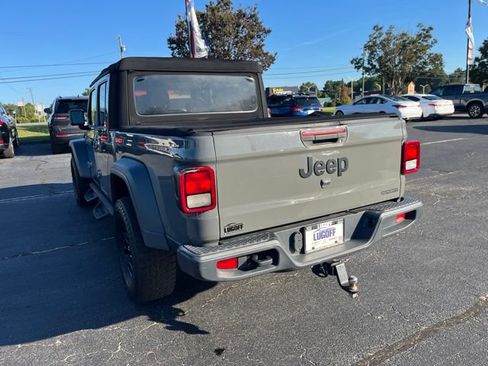 Used 2020 Jeep Gladiator Sport w/ Quick Order Package 24S AWD/4WD image 37