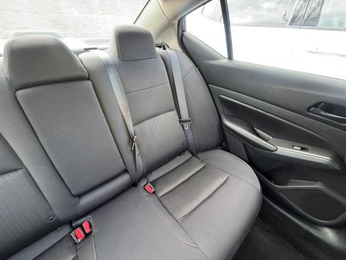 Used 2025 Nissan Altima 2.5 SV image 37