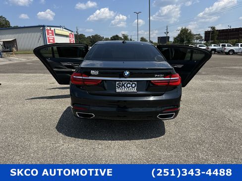 Used 2016 BMW 740i image 33