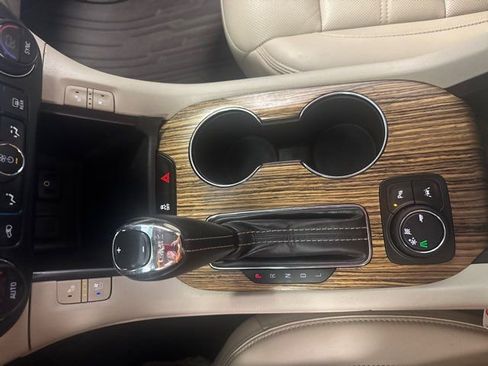 Used 2019 GMC Acadia Denali w/ Technology Package image 17