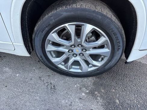Used 2020 Chevrolet Traverse Premier image 45