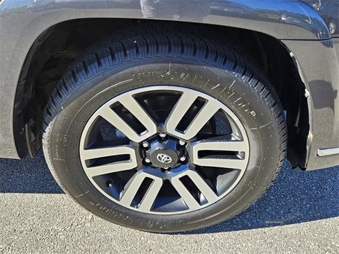 Used 2022 Toyota 4Runner Limited image 15