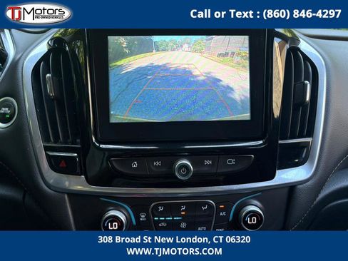 Used 2019 Chevrolet Traverse LT image 22