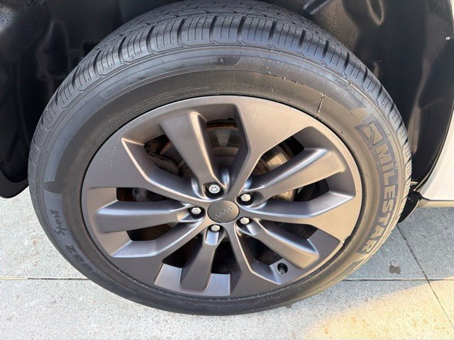 Certified 2021 Jeep Cherokee High Altitude AWD/4WD image 7
