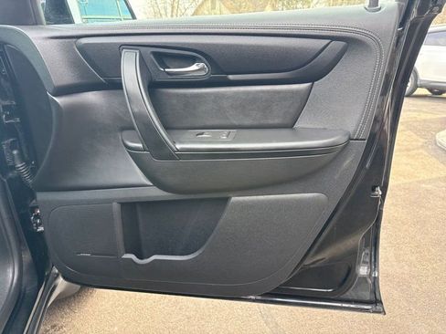 Used 2016 Chevrolet Traverse LT image 16