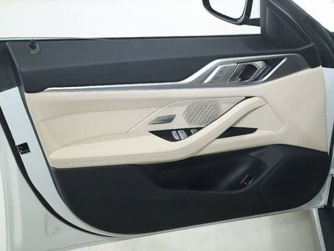 Used 2025 BMW i4 xDrive40i w/ Parking Assistance Package image 15