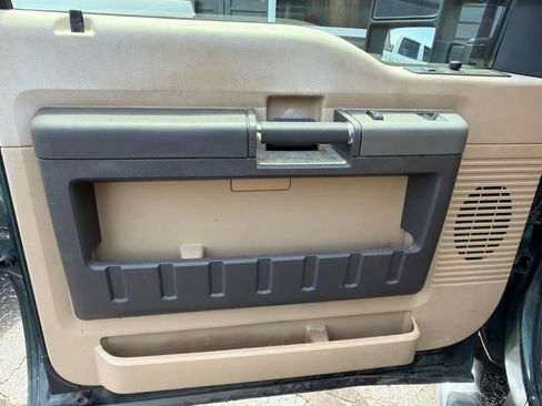 Used 2011 Ford F250 Lariat RWD image 20