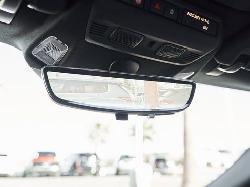 Used 2022 Chevrolet Corvette Stingray w/ Z51 Performance Package image 50