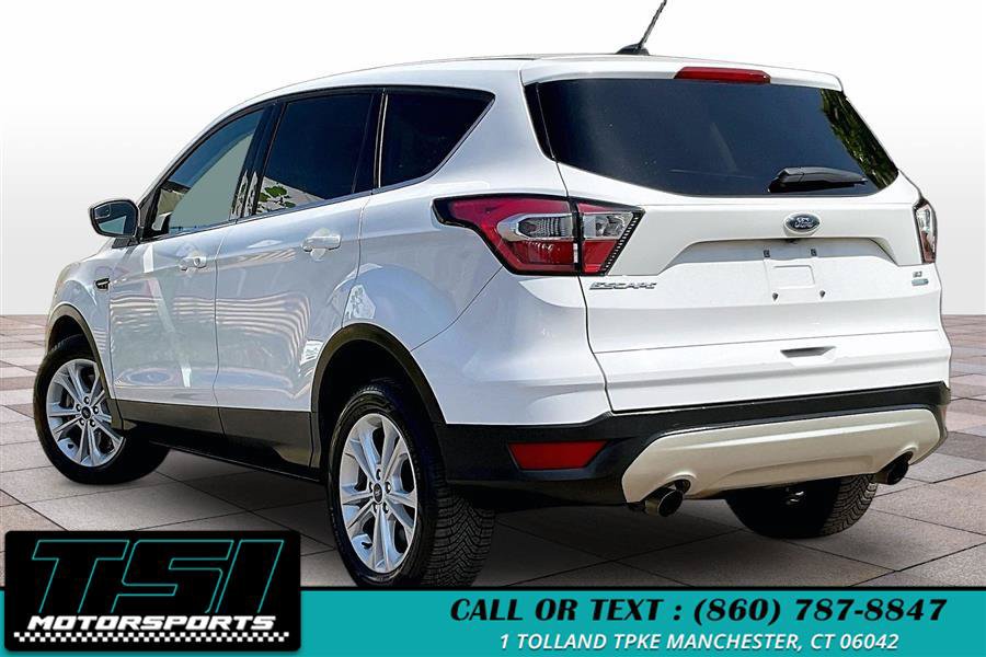 Used 2017 Ford Escape SE AWD/4WD image 13