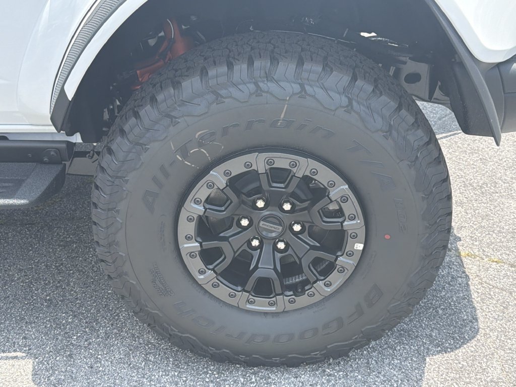 New 2026 Ford Bronco Raptor w/ Interior Carbon Fiber Pack AWD/4WD image 17
