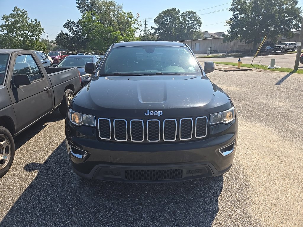 Used 2018 Jeep Grand Cherokee Laredo RWD image 2