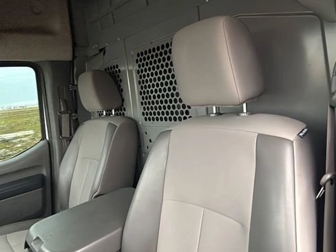 Used 2020 Nissan NV 3500 SV image 10