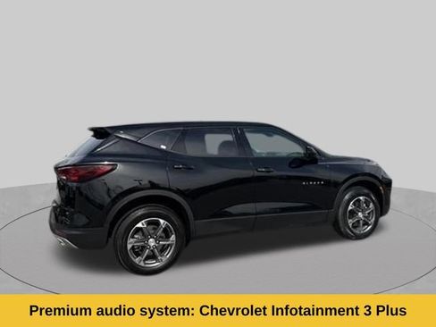Used 2025 Chevrolet Blazer LT FWD image 5