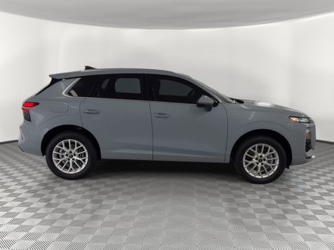 New 2026 Audi Q3 quattro 2.0T AWD/4WD image 8
