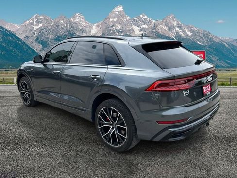 Used 2022 Audi Q8 Premium Plus AWD/4WD image 7