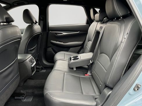 Used 2023 INFINITI QX50 Sport image 12