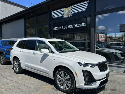 Used 2022 Cadillac XT6 Premium Luxury w/ LPO, Floor Liner Package