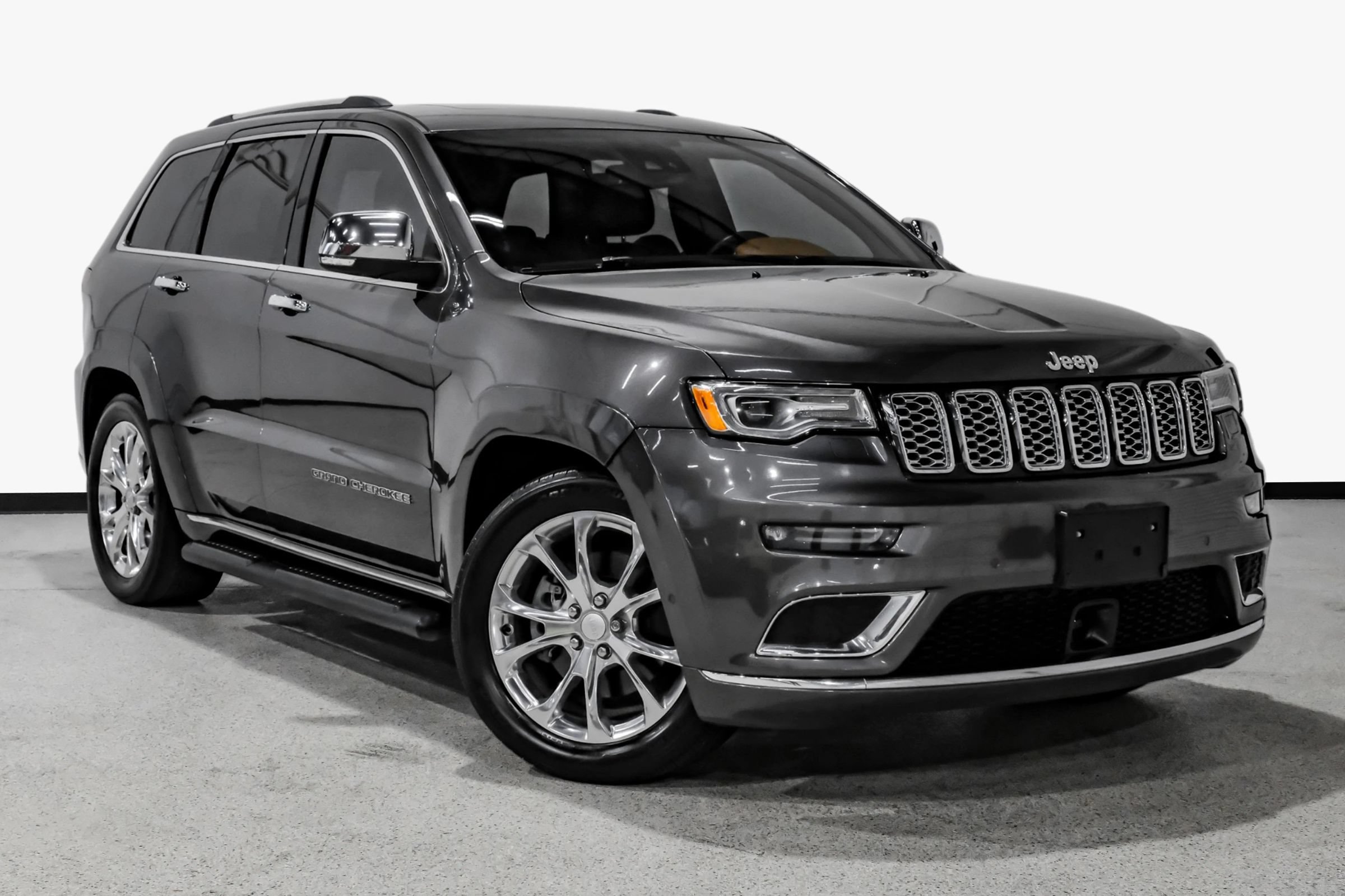 Used 2020 Jeep Grand Cherokee Summit w/ Skid Plate Group AWD/4WD image 4