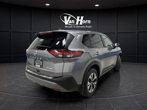 Used 2023 Nissan Rogue SV AWD/4WD image 7