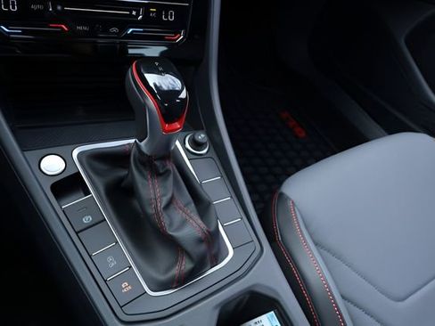 New 2026 Volkswagen Jetta GLI Autobahn FWD image 23