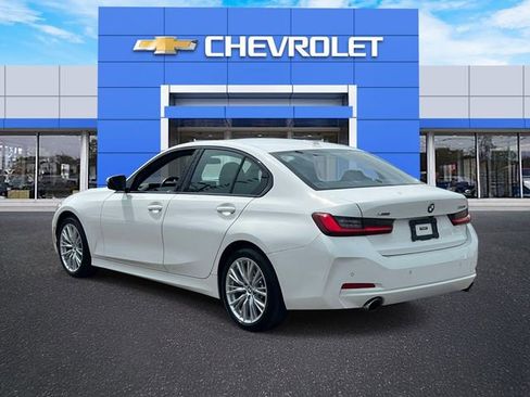Used 2023 BMW 330i xDrive Sedan AWD/4WD image 6