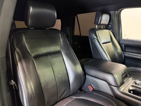 Used 2020 Ford Expedition Max XLT w/ Equipment Group 202A image 30