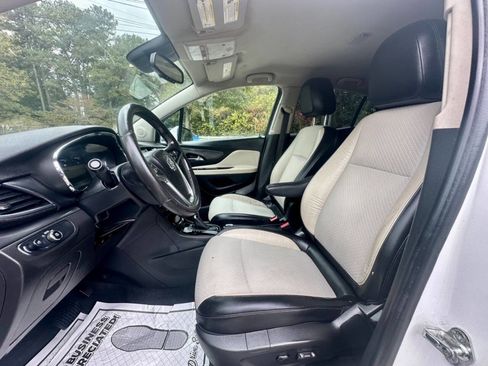 Used 2017 Buick Encore Preferred image 10