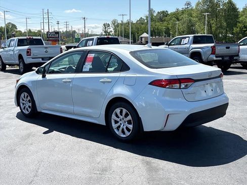 New 2026 Toyota Corolla LE FWD image 27
