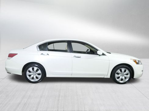 Used 2009 Honda Accord EX-L image 8