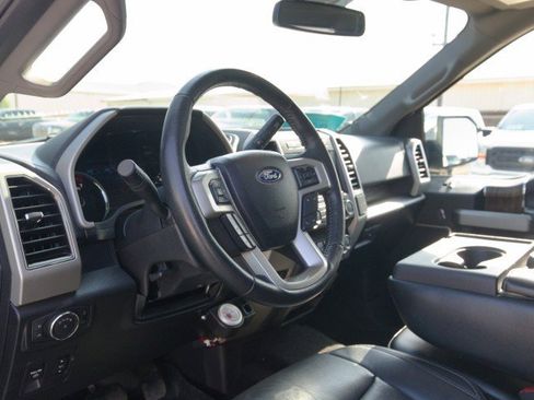 Used 2020 Ford F150 Lariat image 17