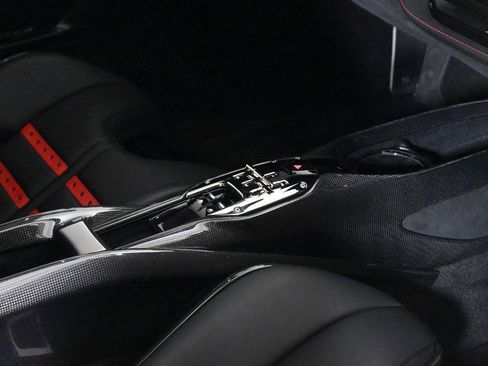 Used 2022 Ferrari SF90 Stradale image 24