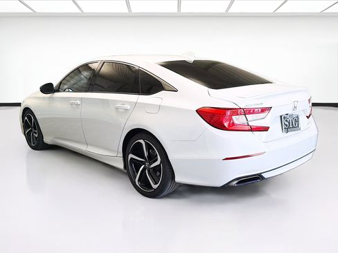 Used 2019 Honda Accord Sport image 6