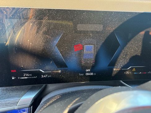 Used 2025 BMW 760i xDrive w/ Executive Package image 12