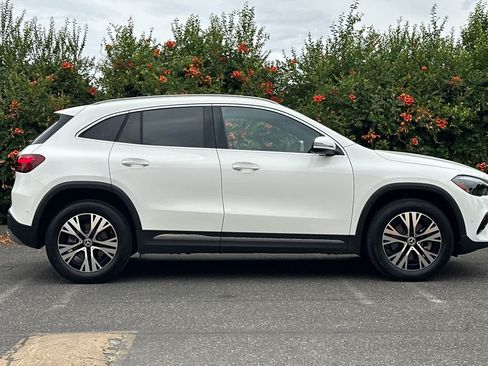 Certified 2026 Mercedes-Benz GLA 250 4MATIC image 2