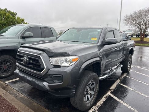 Used 2022 Toyota Tacoma SR image 12