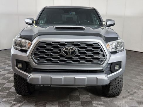 Used 2021 Toyota Tacoma TRD Sport AWD/4WD image 6